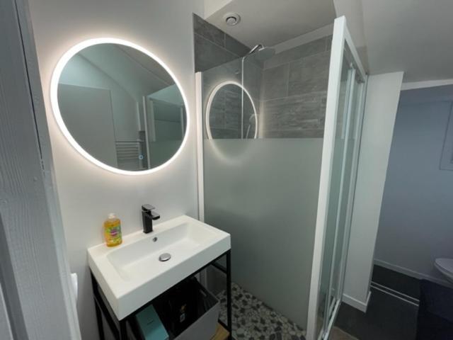 - Le Nuage - Unique, Espace Spa Privatif Et Jardin Avec Plancha Et Salon Privatif, Stationnement Public Gratuit 니오르 외부 사진